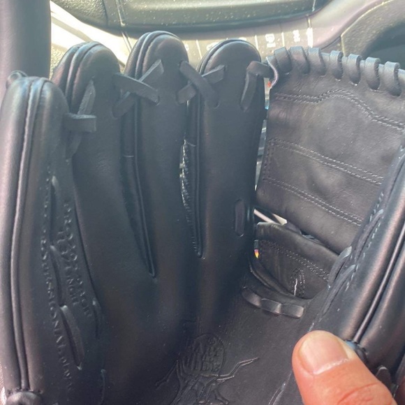 Rawlings Heart of the Hide - Picture 2 of 3